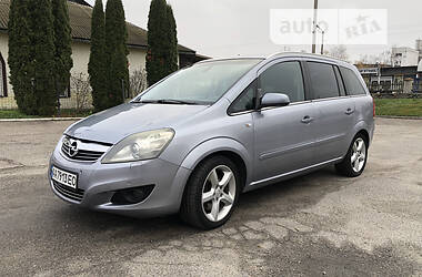 Минивэн Opel Zafira 2008 в 