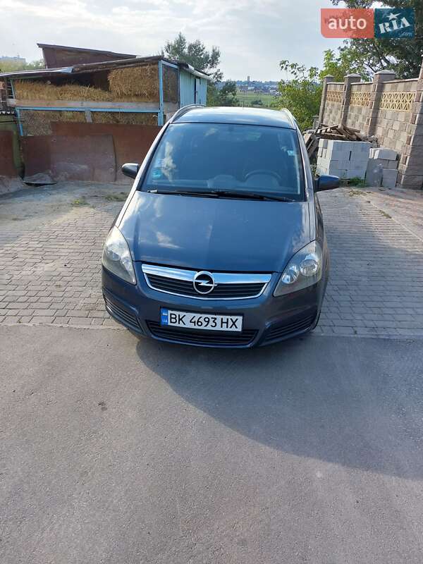 Мінівен Opel Zafira 2006 в Рівному фото 5 Мінівен Opel Zafira 2006 в Рівному