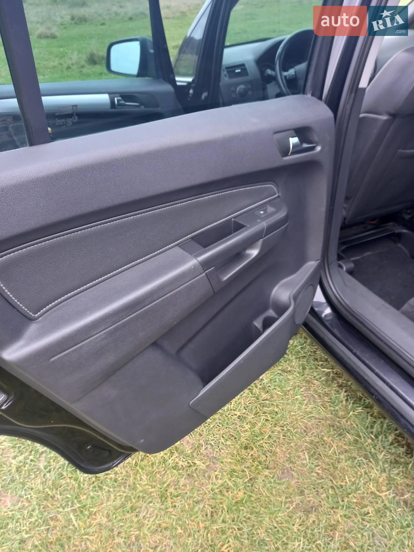 2011 Opel Zafira - мініатюра 15