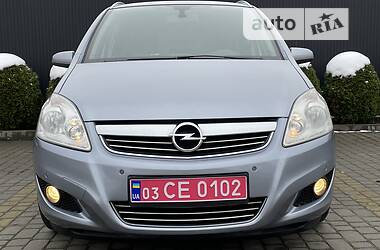 Минивэн Opel Zafira 2009 в Львове