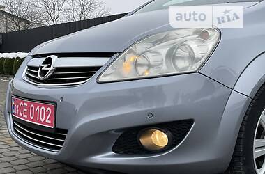 Минивэн Opel Zafira 2009 в Львове