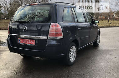 Минивэн Opel Zafira 2007 в Ровно