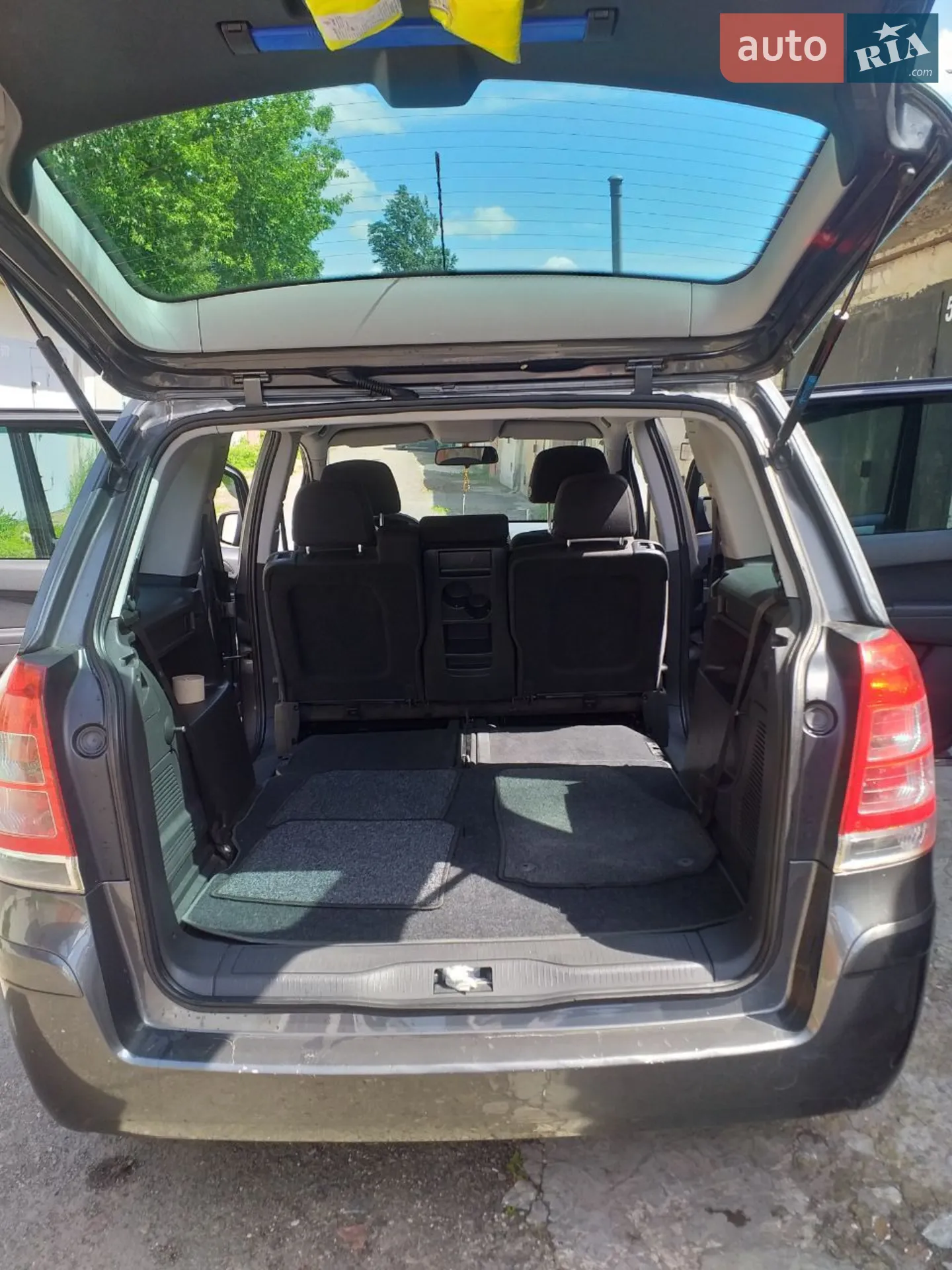 2011 Opel Zafira - мініатюра 10