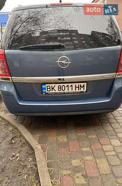Минивэн Opel Zafira 2008 в Костополе