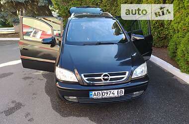 Минивэн Opel Zafira 2004 в Виннице