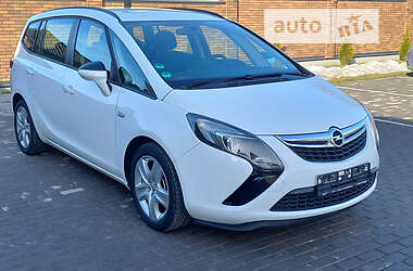 Мікровен Opel Zafira 2015 в 