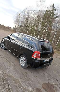 Минивэн Opel Zafira 2009 в Сарнах