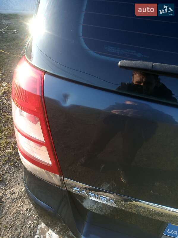 Мінівен Opel Zafira 2008 в Стрию