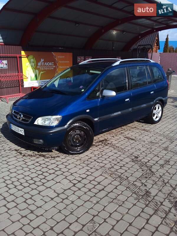 Минивэн Opel Zafira 2003 в Надворной