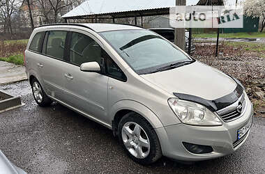 Минивэн Opel Zafira 2008 в Иршаве