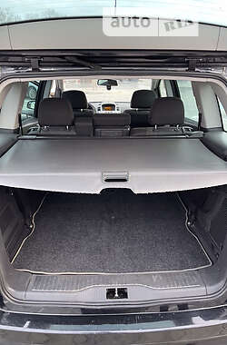 Минивэн Opel Zafira 2008 в 