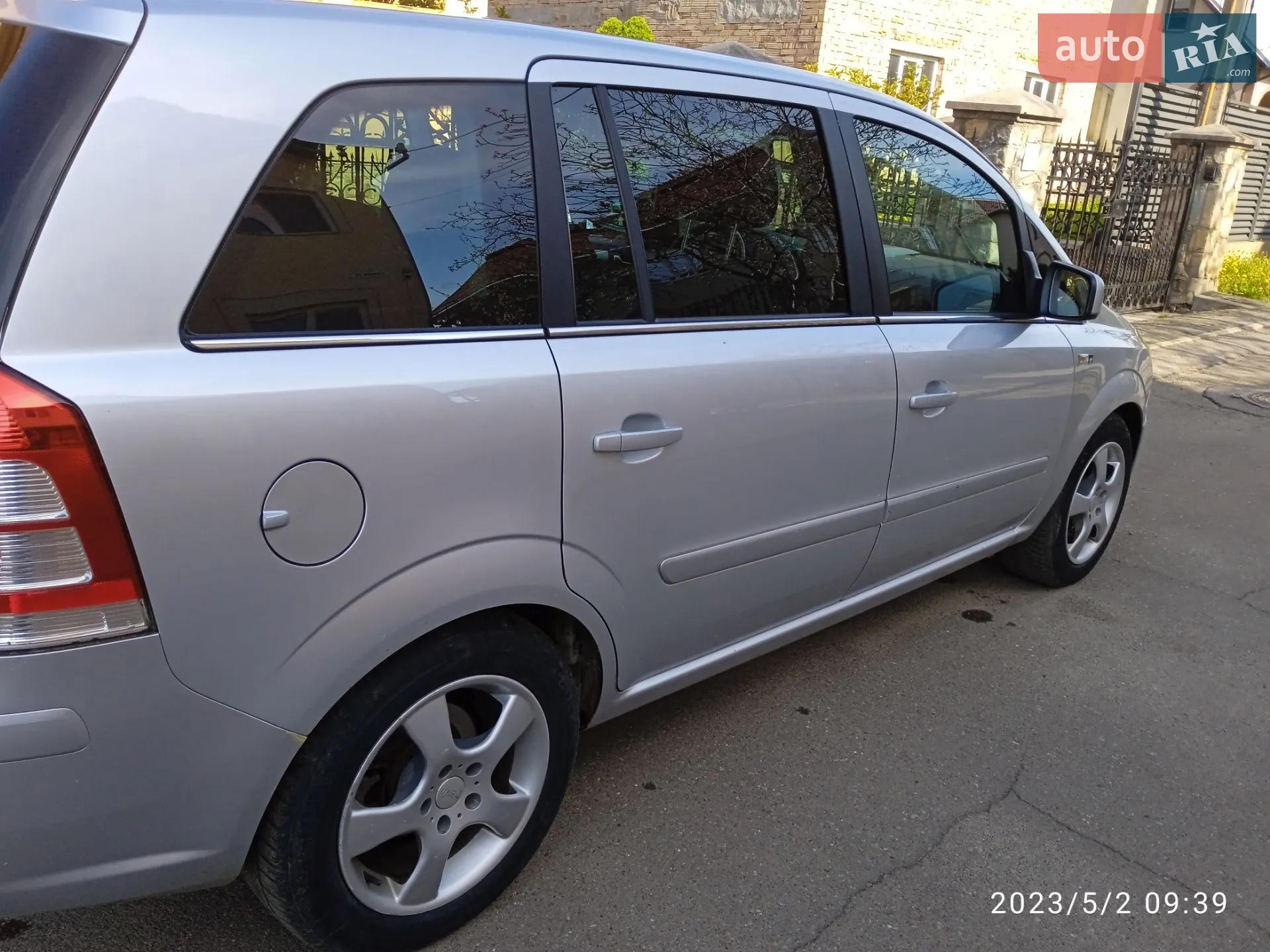 2010 Opel Zafira - фото 1