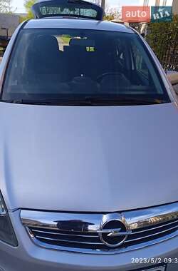 Мінівен Opel Zafira 2010 в Коломиї