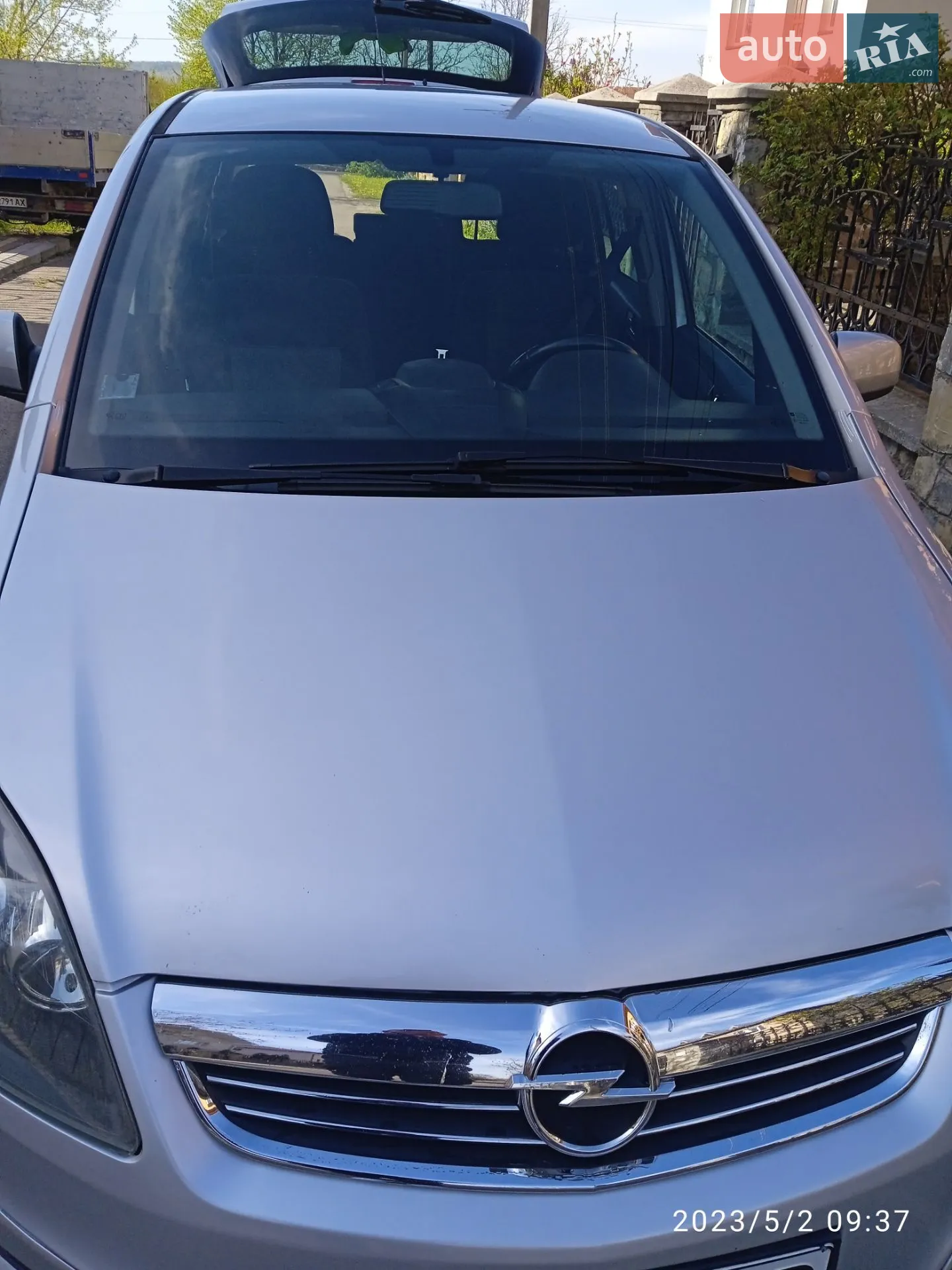2010 Opel Zafira - мініатюра 2