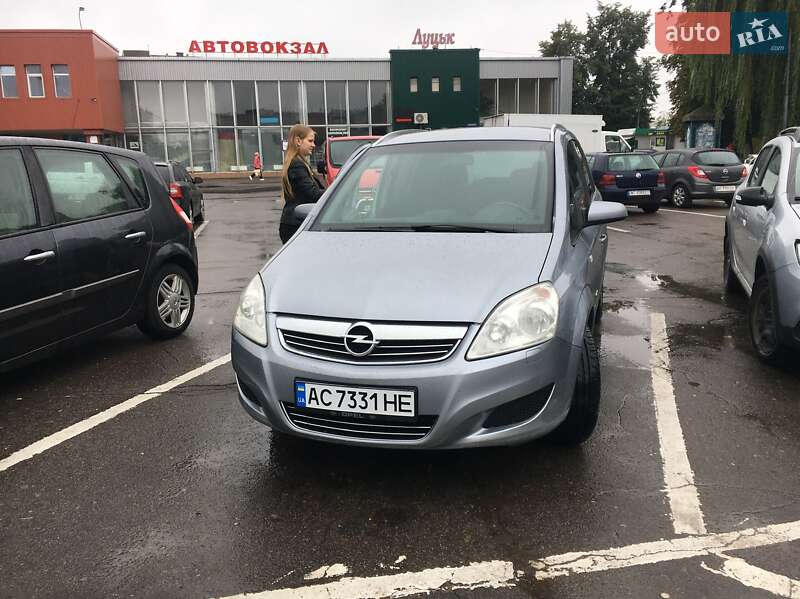 Мінівен Opel Zafira 2008 в 