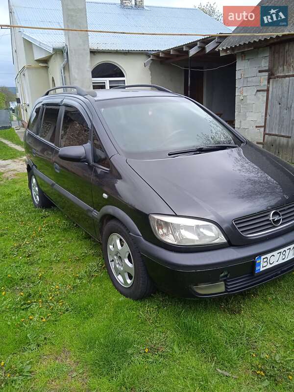 Минивэн Opel Zafira 2001 в Львове