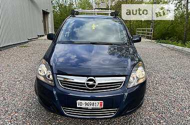 Минивэн Opel Zafira 2011 в Чернигове