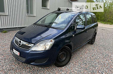 Минивэн Opel Zafira 2011 в Чернигове