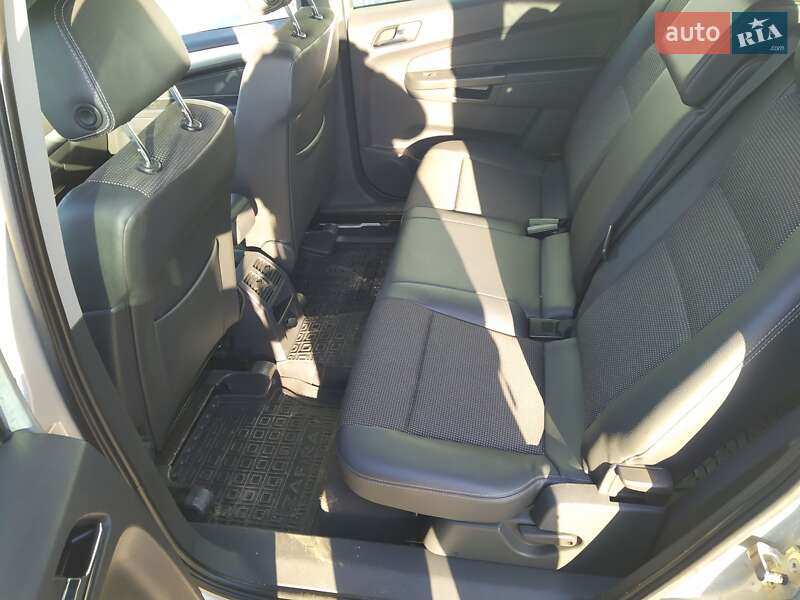 Минивэн Opel Zafira 2008 в Луцке