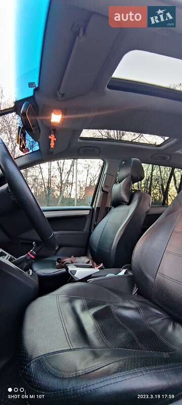 Мінівен Opel Zafira 2009 в Первомайську