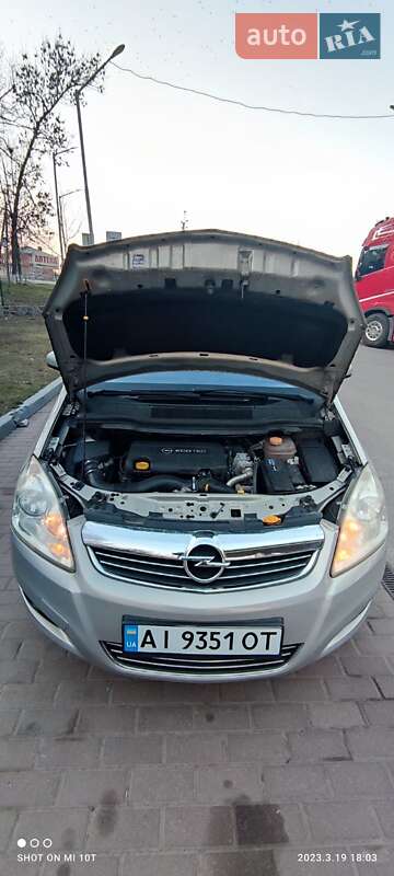Мінівен Opel Zafira 2009 в Первомайську