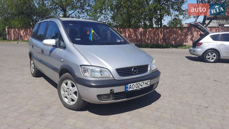Opel Zafira 2001