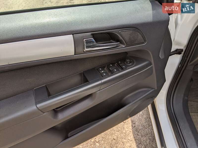 Мінівен Opel Zafira 2012 в Конотопі