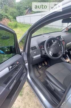 Минивэн Opel Zafira 2006 в 