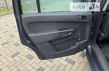 Минивэн Opel Zafira 2011 в 