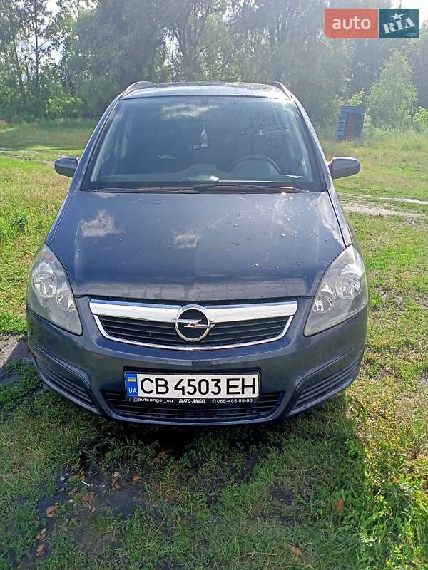 Мінівен Opel Zafira 2007 в Корюківці