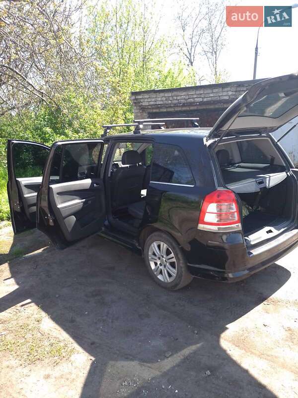 Минивэн Opel Zafira 2008 в Каменском