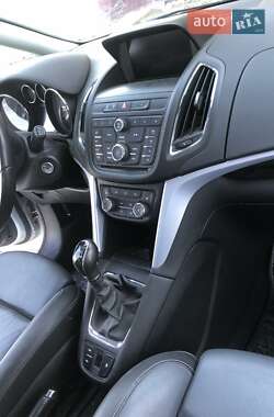 Мікровен Opel Zafira 2016 в 