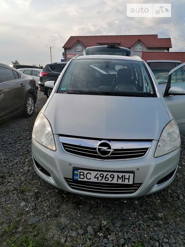 Мінівен Opel Zafira 2009 в Львові