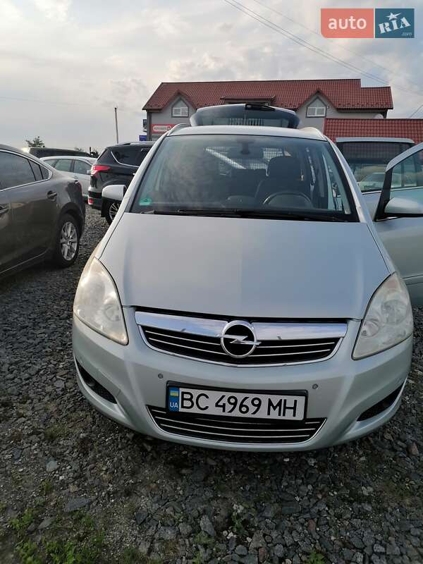 Opel Zafira 2009