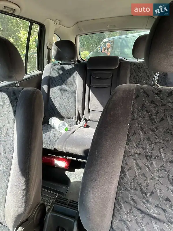 Opel Zafira 2000 VIN W0L0TGF75Y2262133 фото оголошення 19 з 57