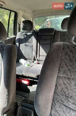 Минивэн Opel Zafira 2001 в 