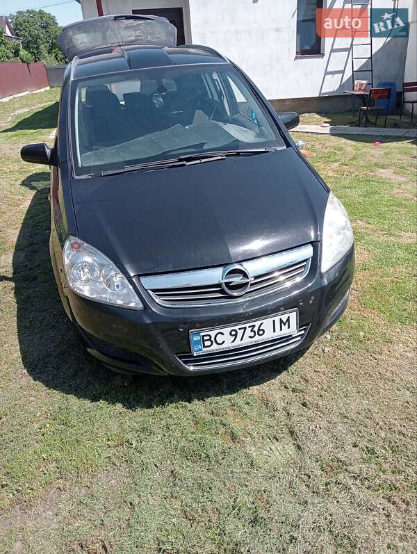 Минивэн Opel Zafira 2009 в Львове