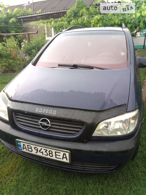 Минивэн Opel Zafira 2003 в Умани