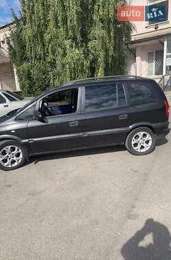 Минивэн Opel Zafira 2001 в Виннице