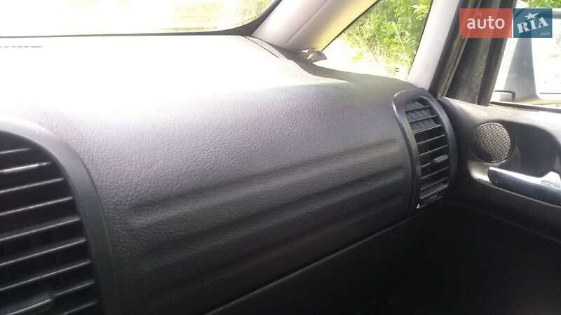 Минивэн Opel Zafira 1999 в Виннице