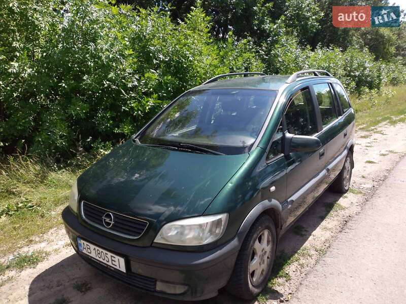 Минивэн Opel Zafira 1999 в Виннице