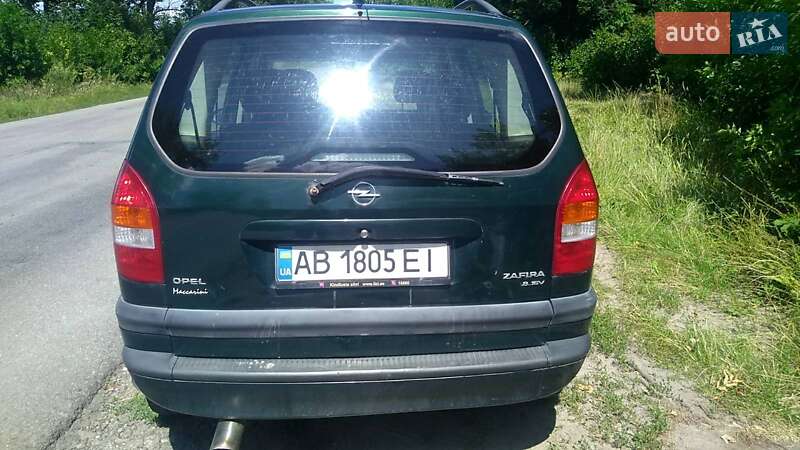 Минивэн Opel Zafira 1999 в Виннице