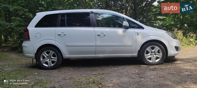 Мінівен Opel Zafira 2011 в Красилові