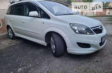 Мінівен Opel Zafira 2011 в Калуші