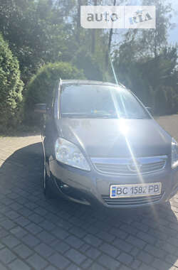 Минивэн Opel Zafira 2011 в Самборе