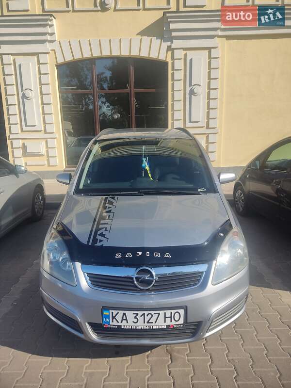 Минивэн Opel Zafira 2007 в 