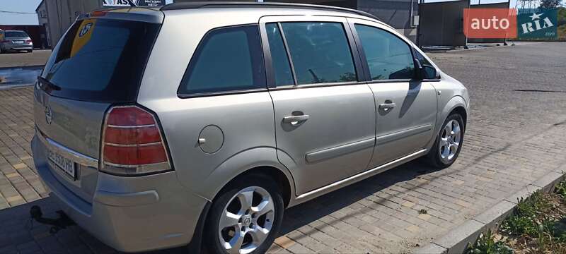 Минивэн Opel Zafira 2005 в Николаеве