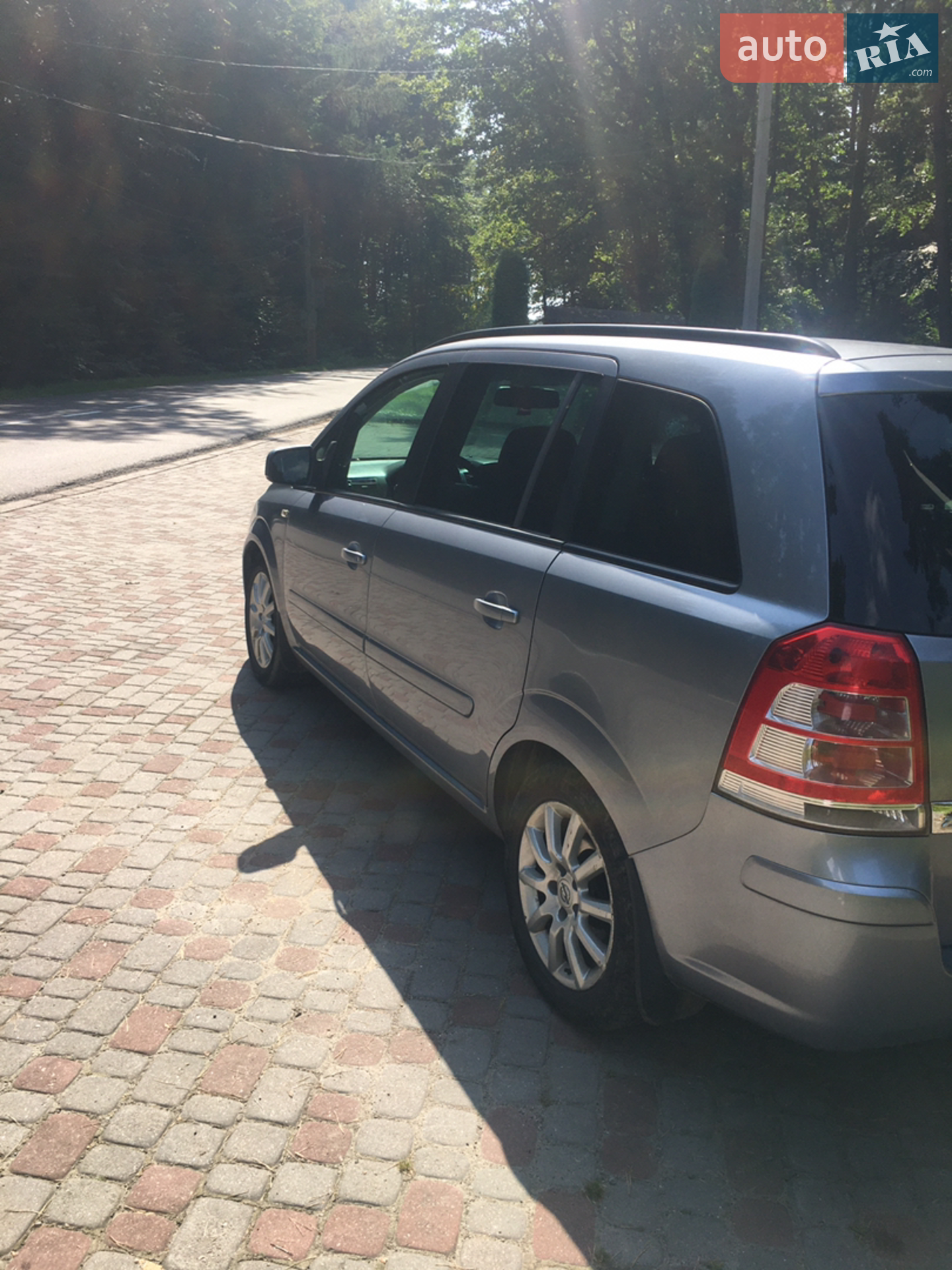 2010 Opel Zafira - мініатюра 16