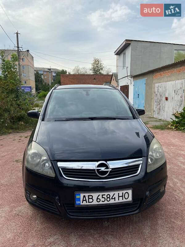 Мінівен Opel Zafira 2006 в Макарові
