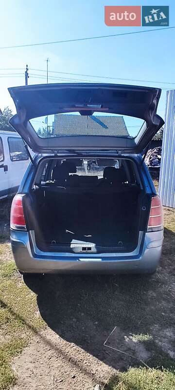 Мінівен Opel Zafira 2007 в Маневичах